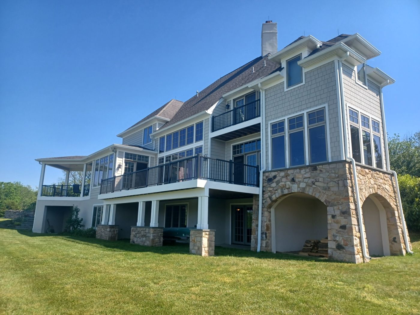 Custom deck and siding project by Mountain View Exteriors